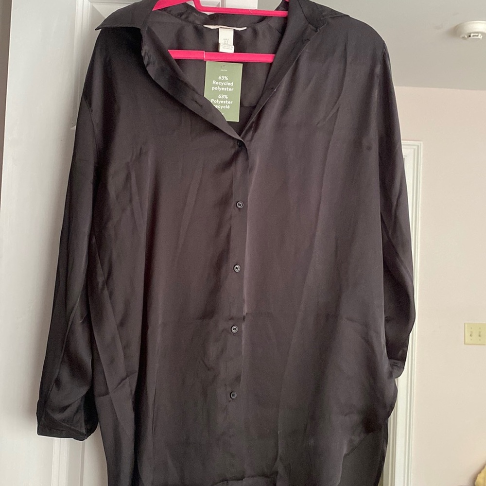 H&M black satin button down NWT